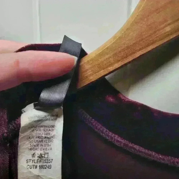 J up body suit 1/2 zip size large - Picture 6 of 11